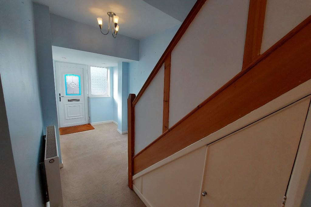 Airy Entrance Hall