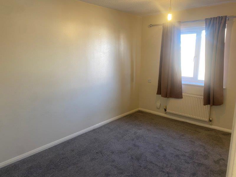 New bigger front bedroom