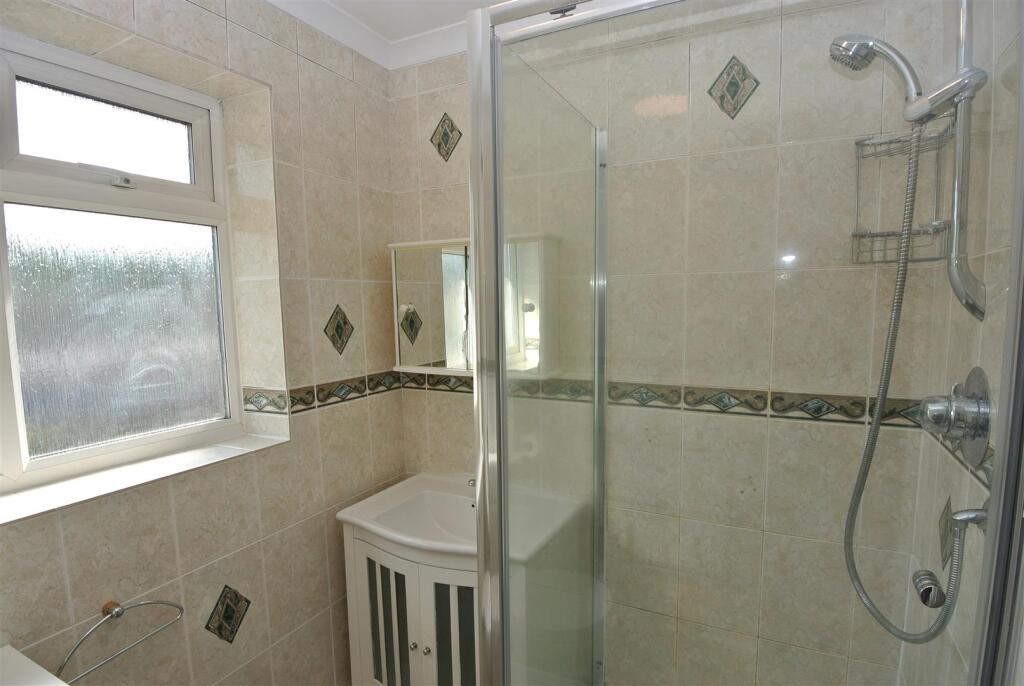 Shower Room a.JPG