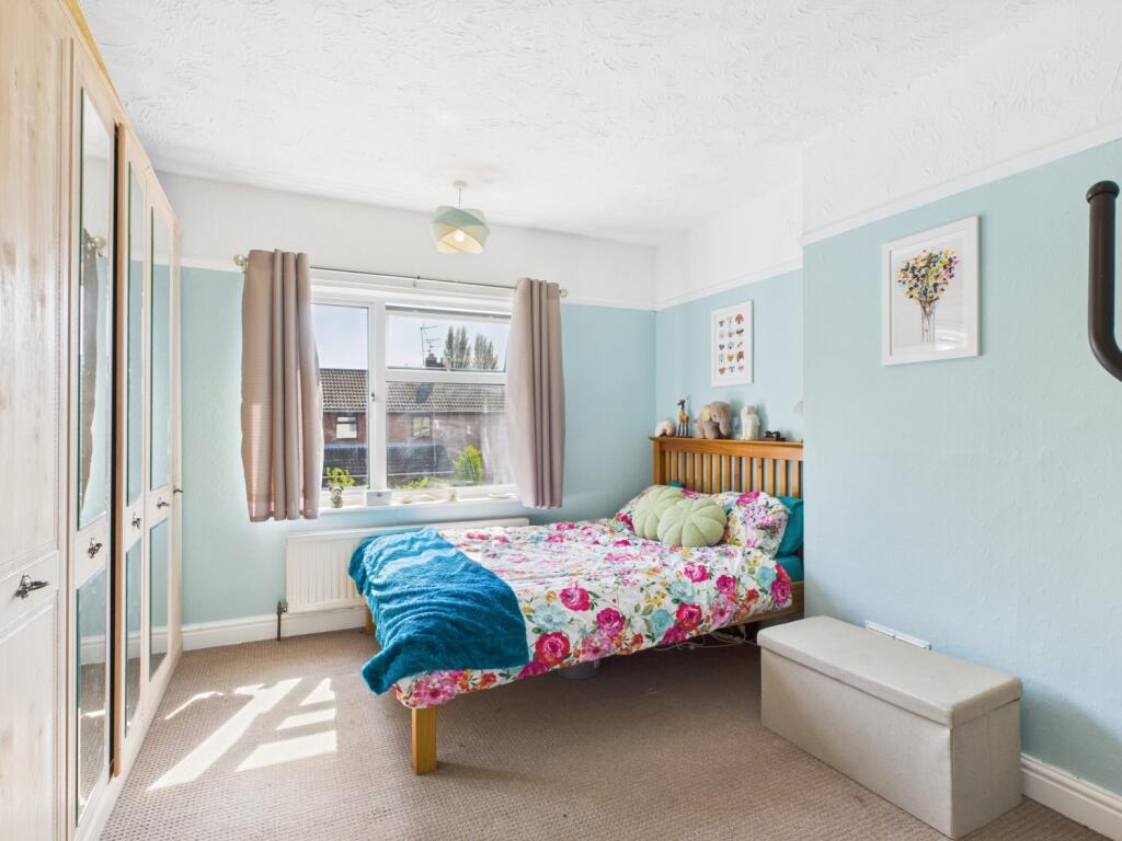 CAM04671G0-PR0040-STILL020