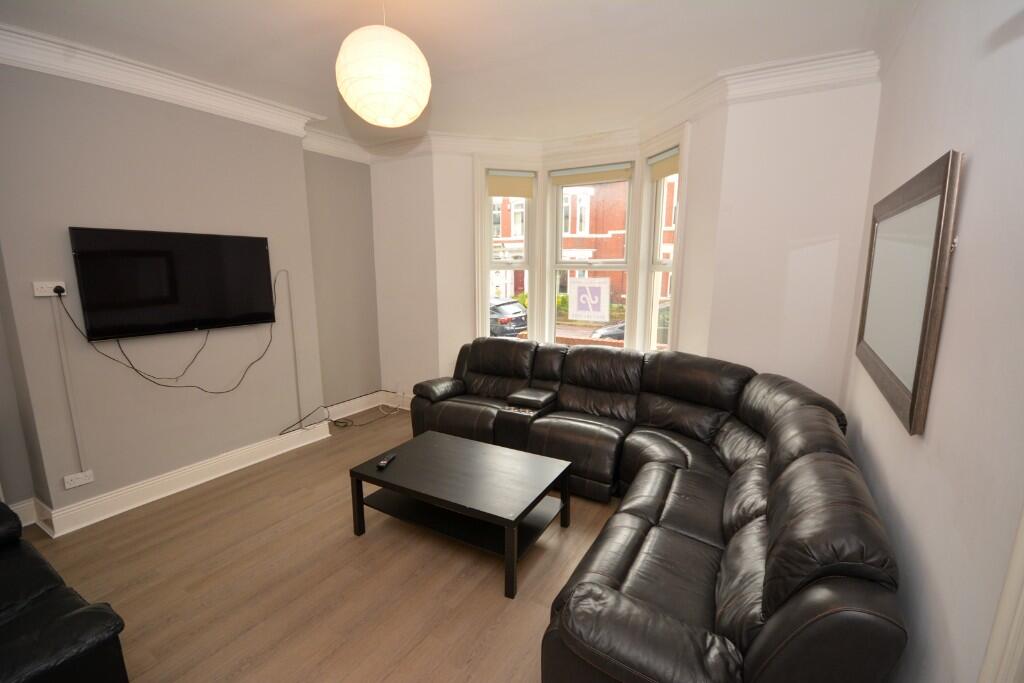 Holly Avenue, Newcastle Upon Tyne, NE2