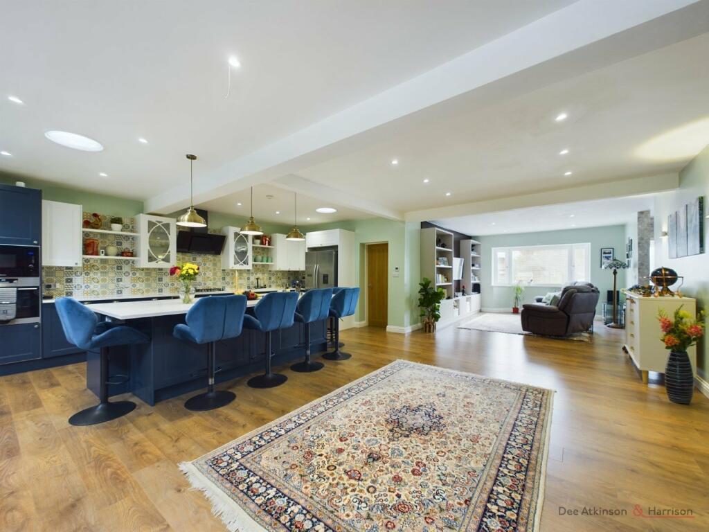 Open Plan Kitchen/Dining/Day Room