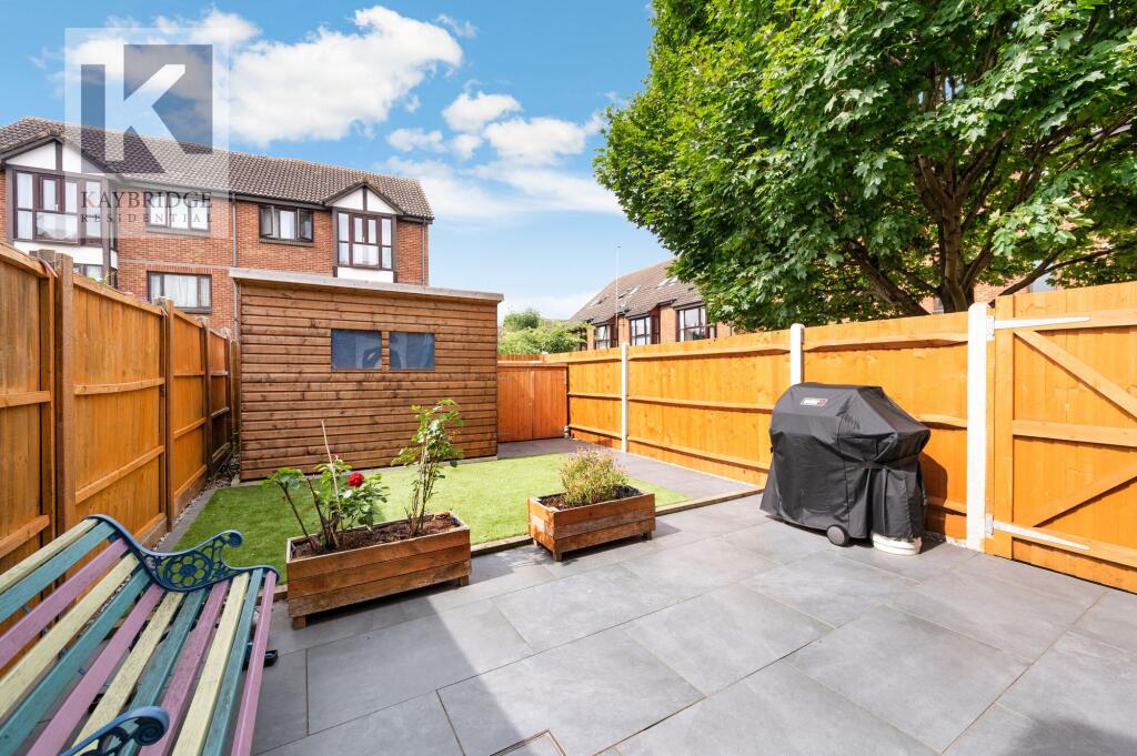 Farriers Road, Epsom - KT17 1LP