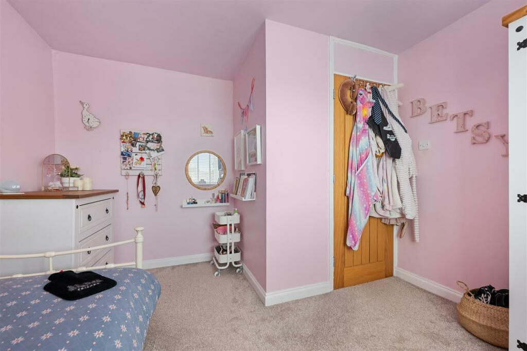 49 Osmund Road-17.jpg