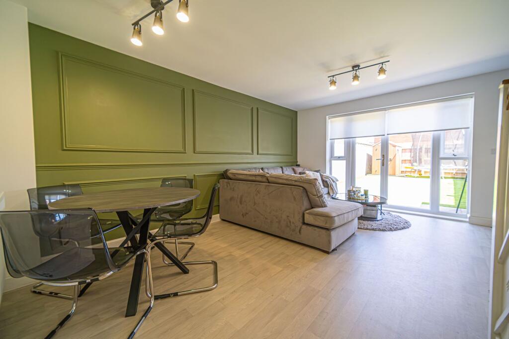 Living Room/Dining Room