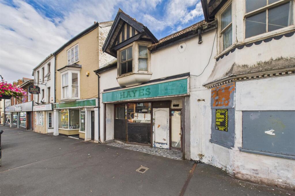 150, East Reach Taunton, Somerset, TA1 3HT | Holli