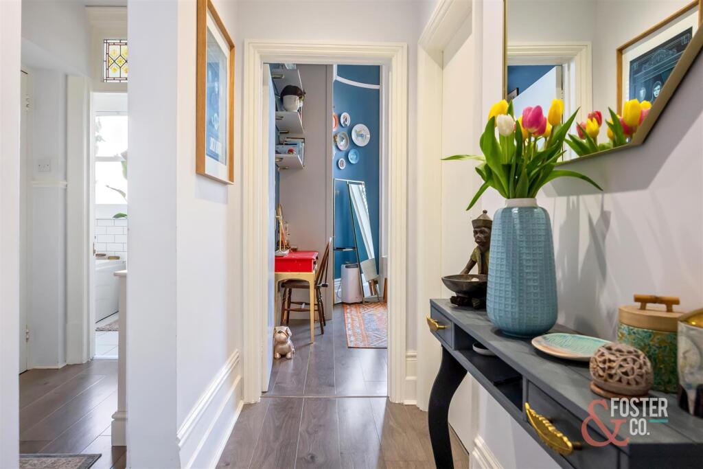 Cromwell Road 16 Flat 1-012.jpg