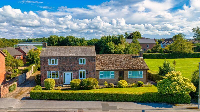 Farmhouse &amp; Bungalow
