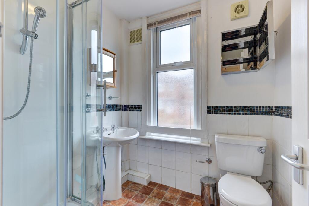 89 Stanmer Villas Bathroom (3)