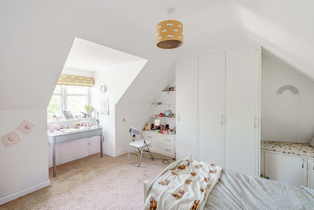 4 Haining Avenue, Dumfries, DG1 3FY - Braidwoods S