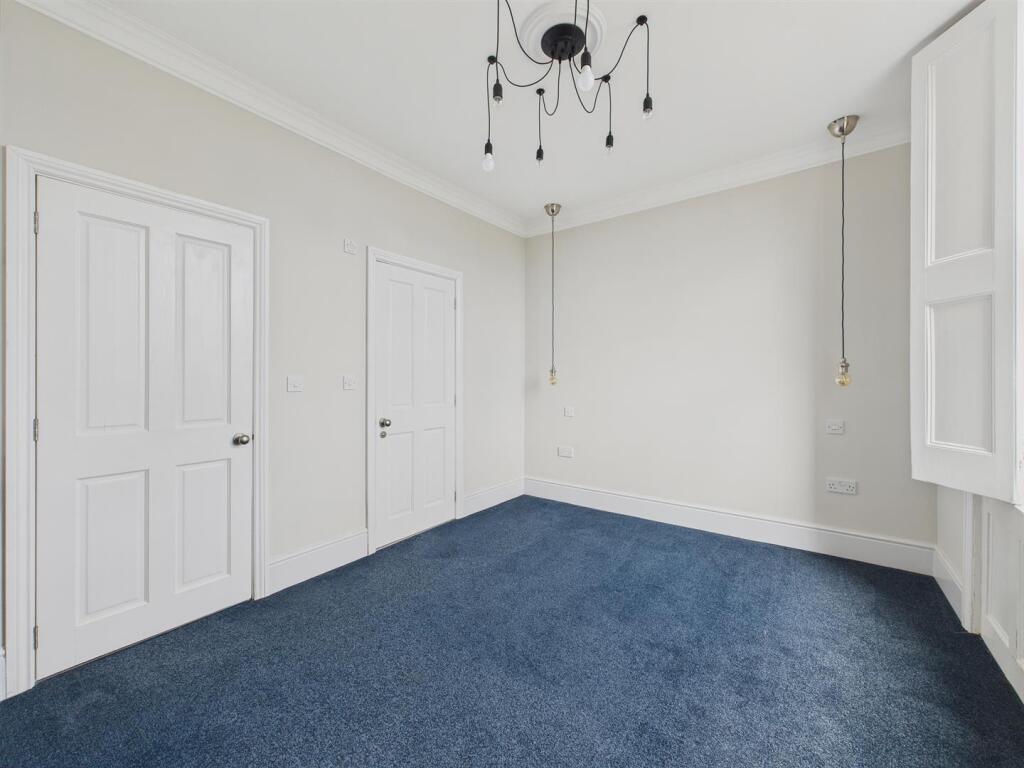 Bedroom.jpg