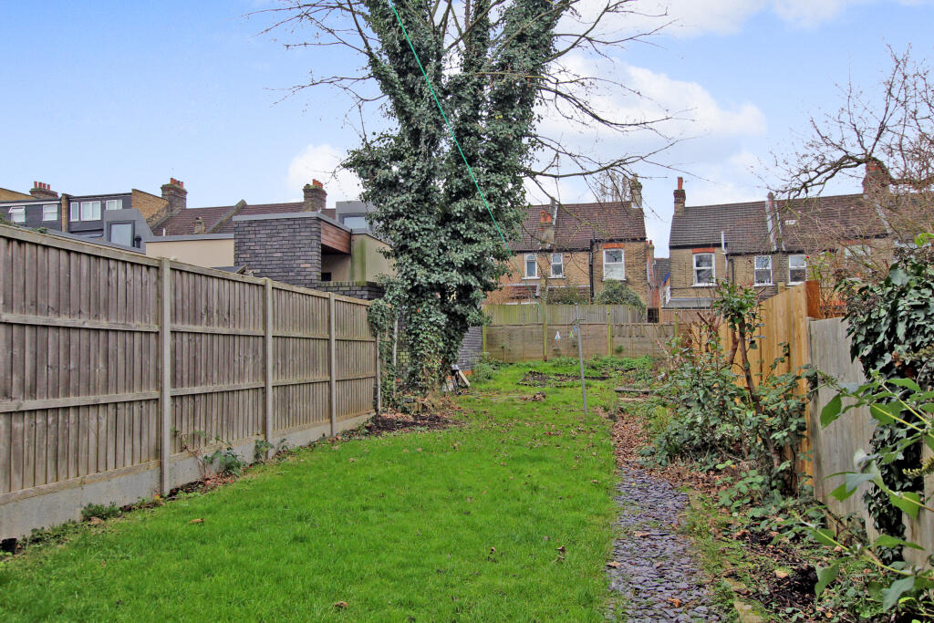 6.garden.jpg