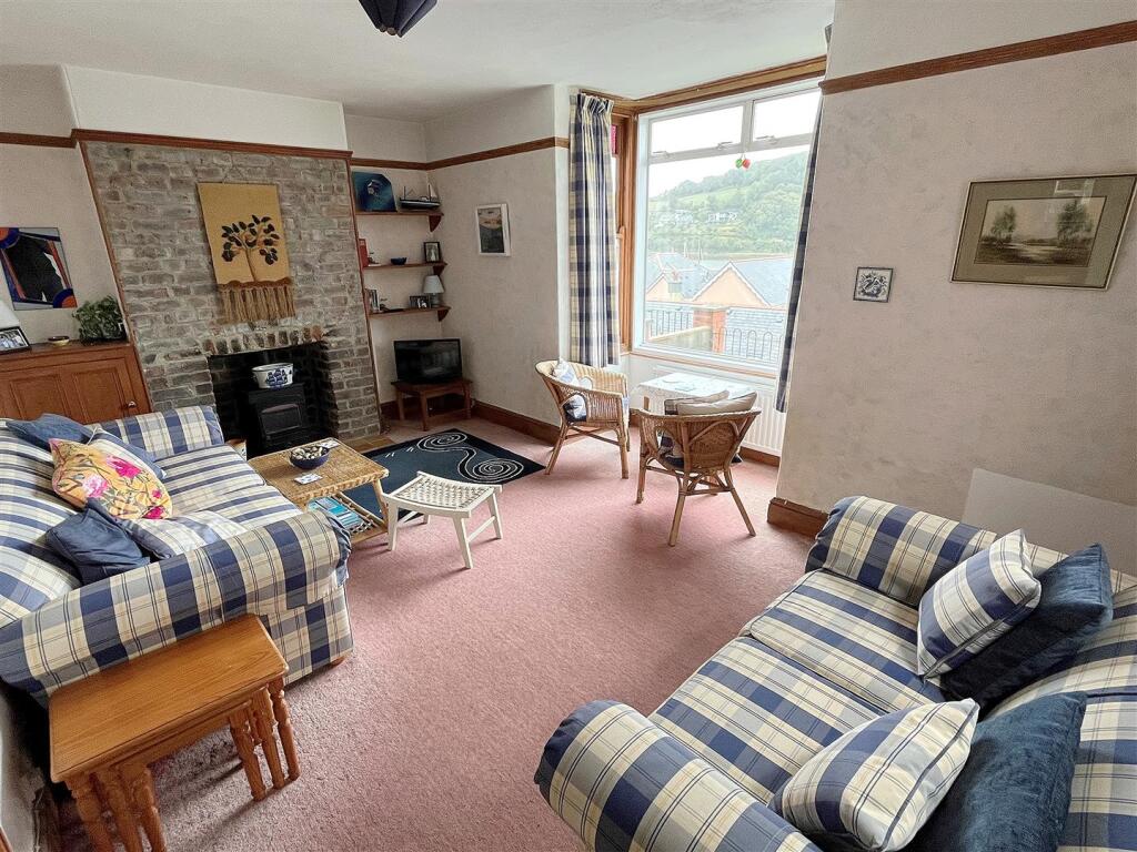 Sitting Room.jpg
