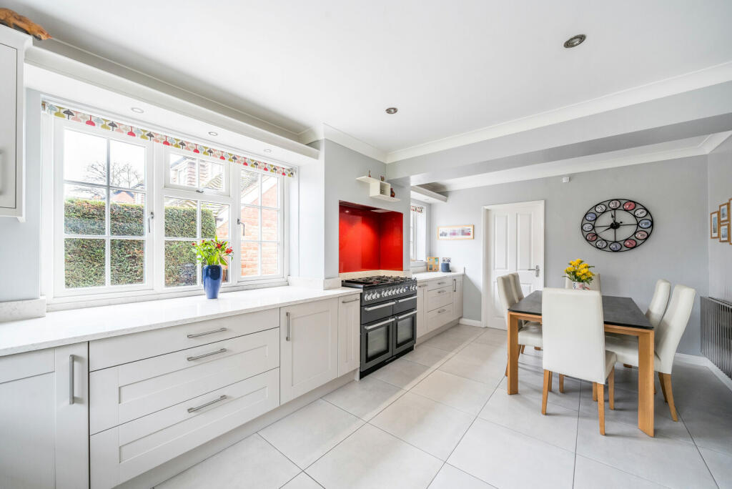 Kitchen/Breakfast