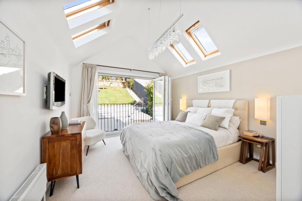 Barn Rise 60 MASTER BEDROOM.jpeg