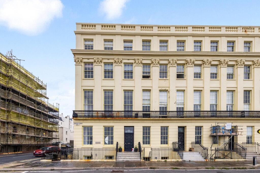 Brunswick Terrace, 42 Flat 6-025.JPG