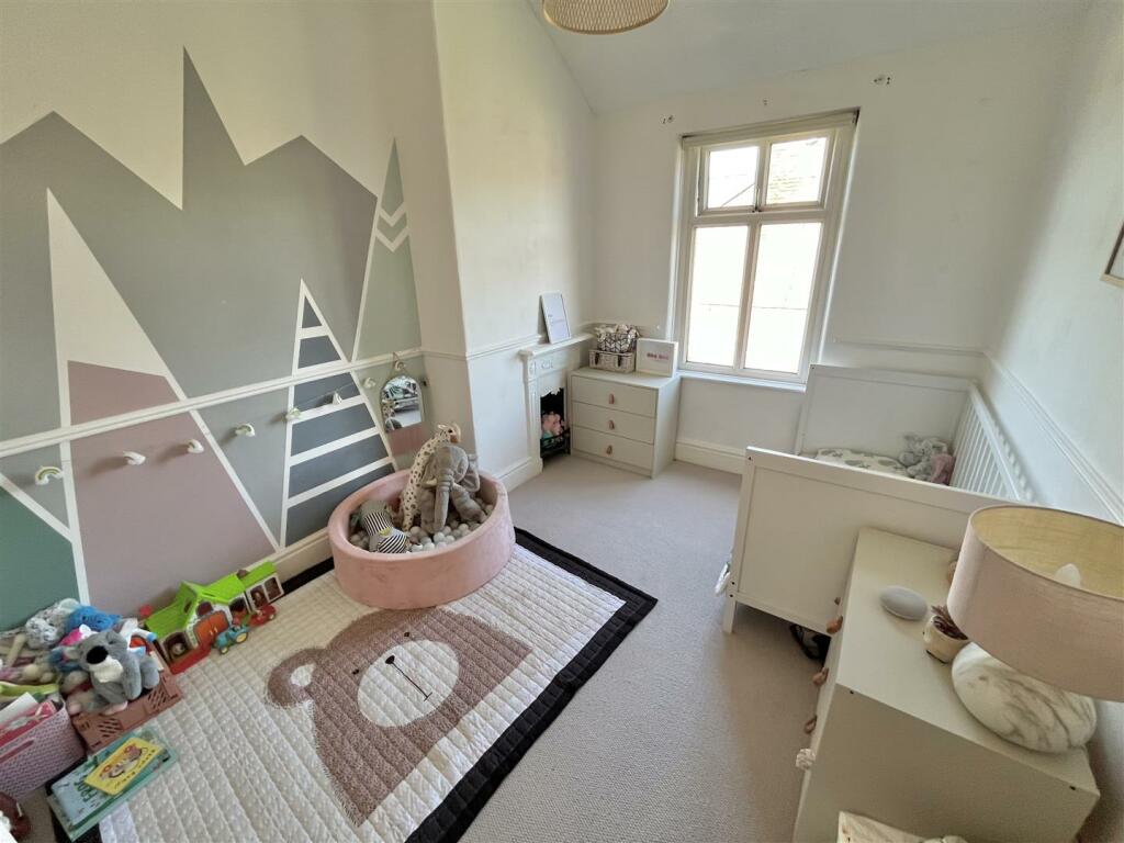 Bedroom 2.jpg