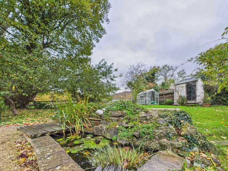 Pond &amp; Gardens