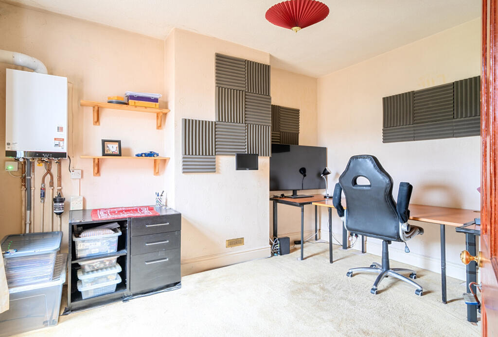 1394220-18-694a89...