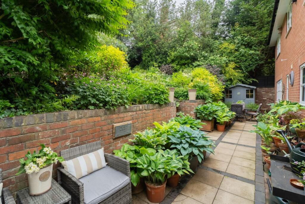 Vicarage Road-31.jpg