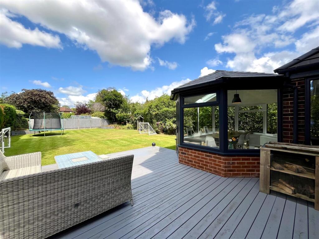 Decked Area Aspect 2