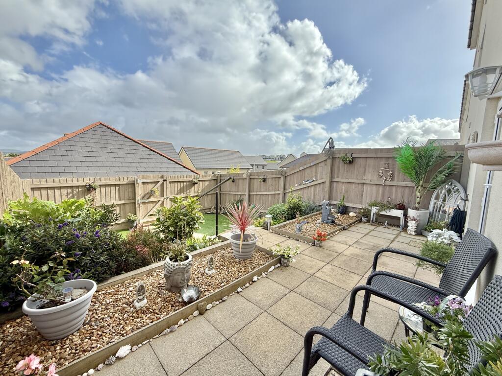 South-Easterly facing Garden