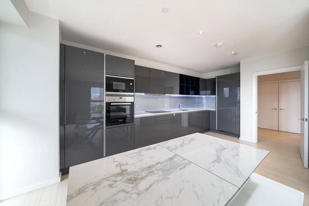 Lantana Heights, E20