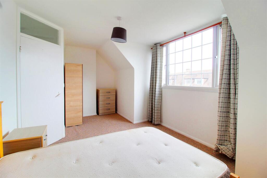 IMG_2102-IMG_2104 copy.jpg