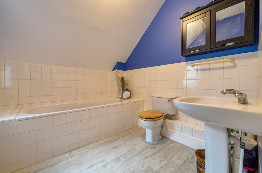 1342426-26-68a5a0...