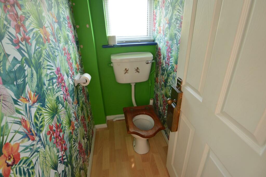 Bois Hall Gardens Separate WC.JPG
