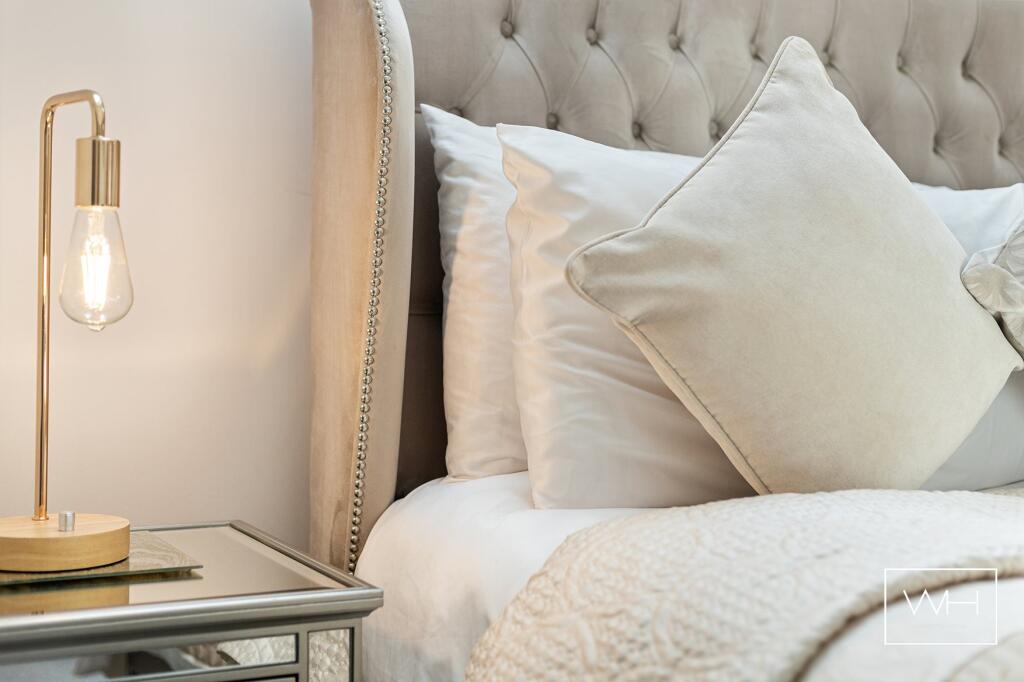 17 Oxton Drive, Warm