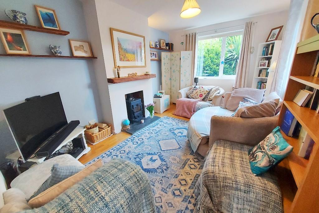 15' Sitting Room 