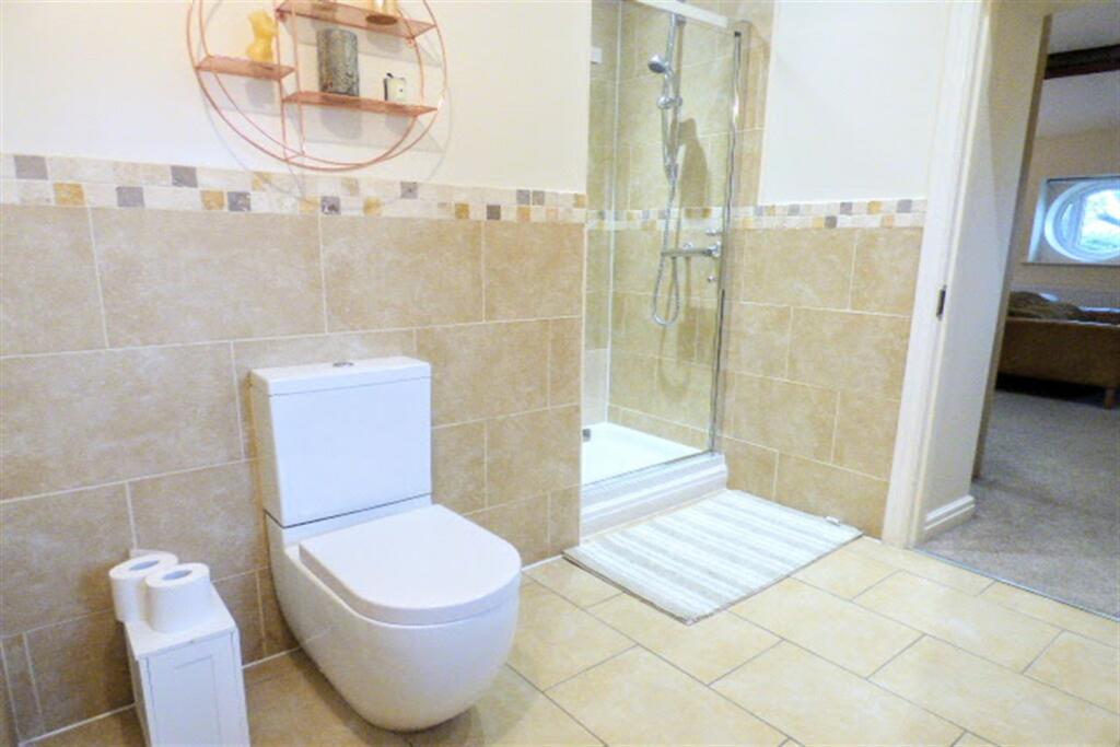 Bedroom 1 En-Suite