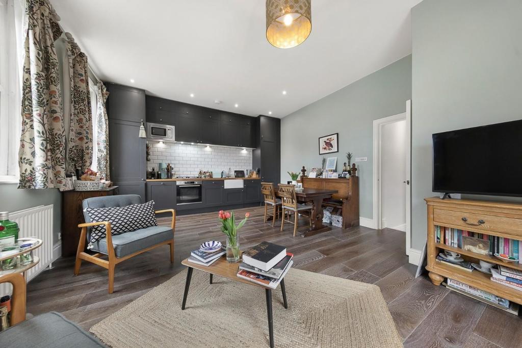Open-Plan Reception.jpg