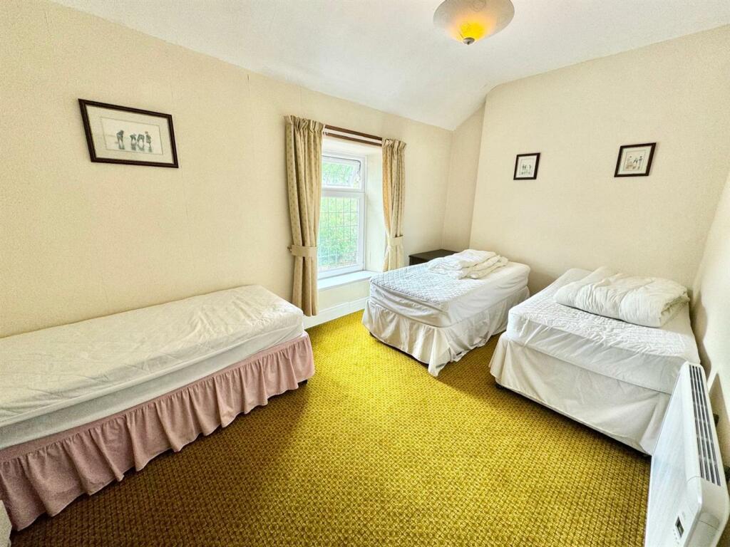 PHOTO-2024-06-29-23-28-16 (3).jpg