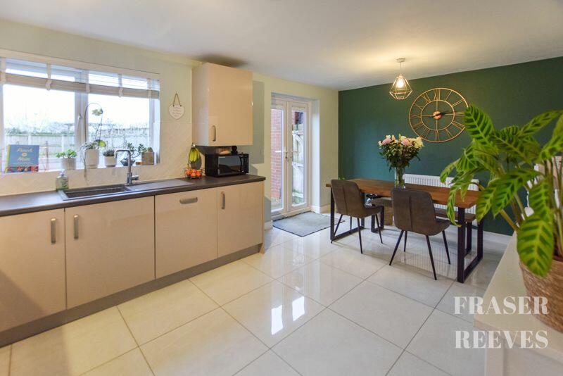 KITCHEN-DINER