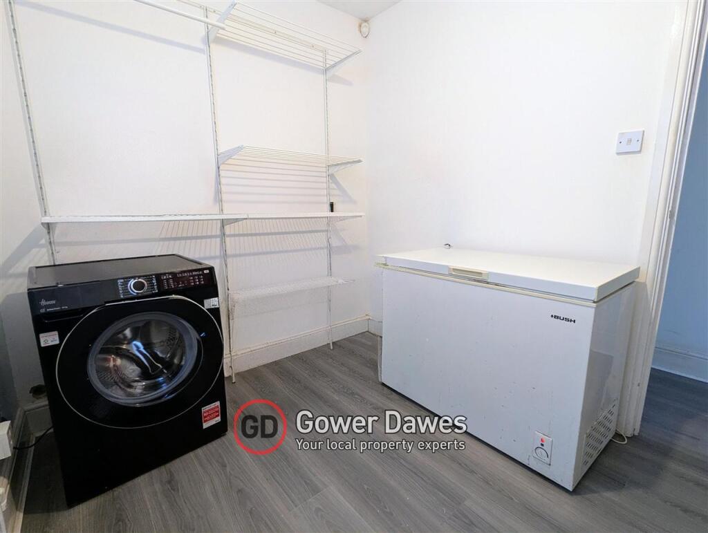 Utility Room /