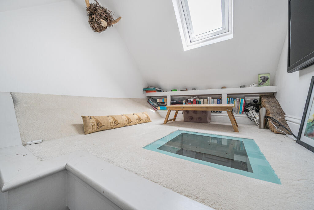 1311850-6-68594ad...