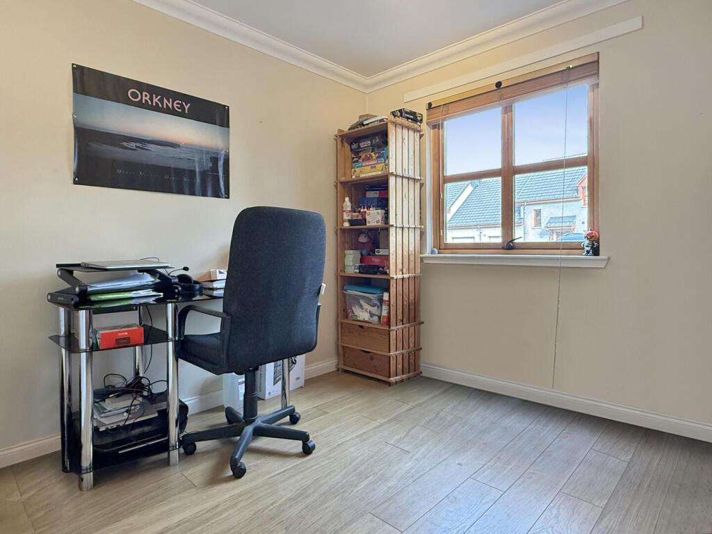 Office/Bedroom 4