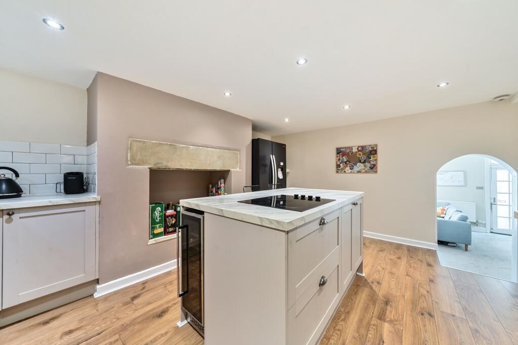 1309677-9-6853ef6fe9556