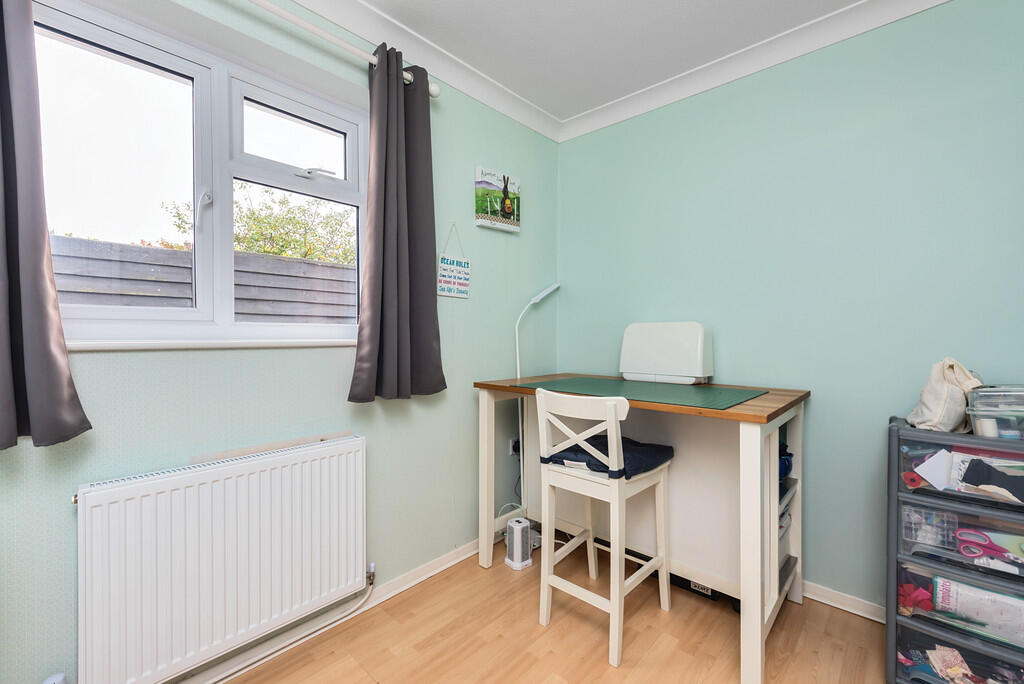 17 Beta Rd (5) - ...