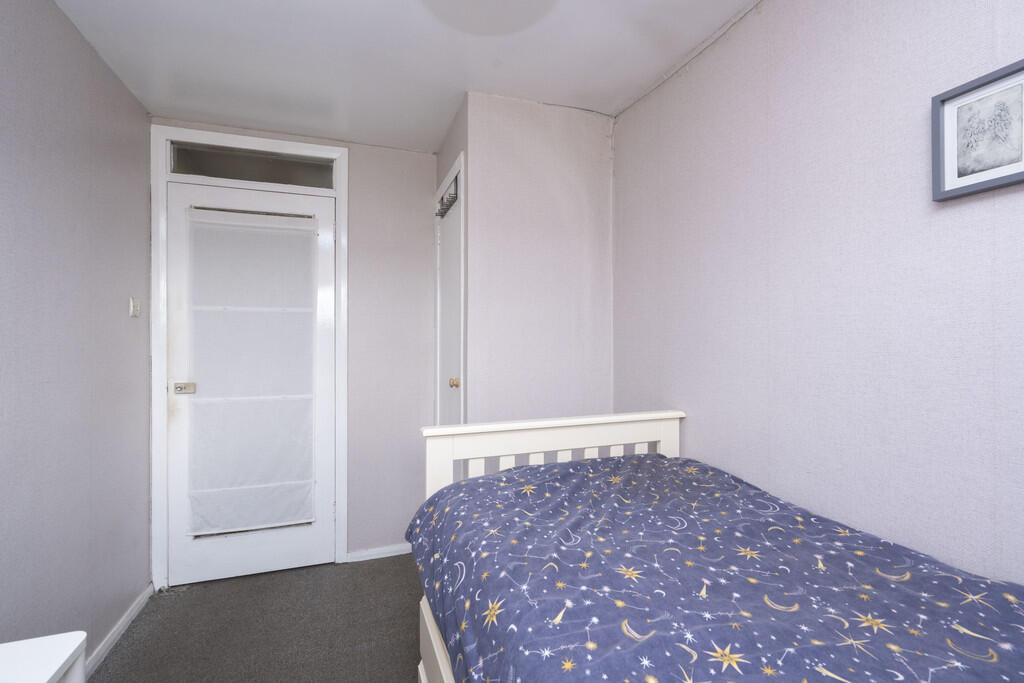 79 Glenview Drive...