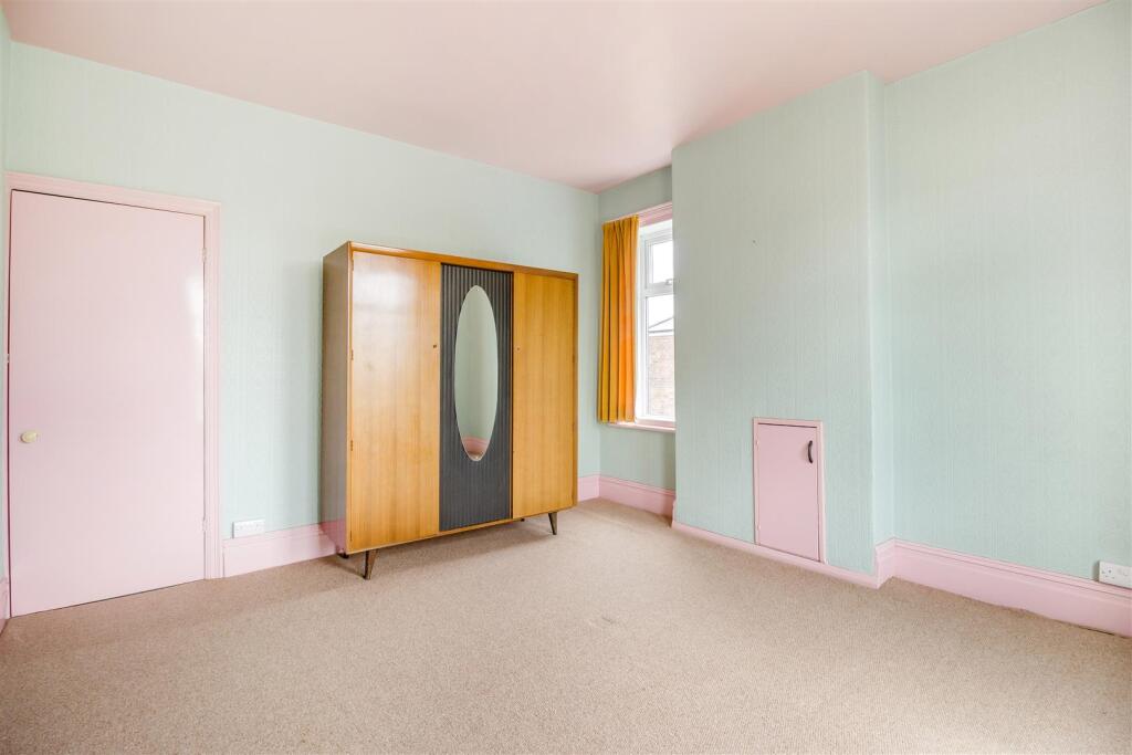 8647545-interior07.jpg