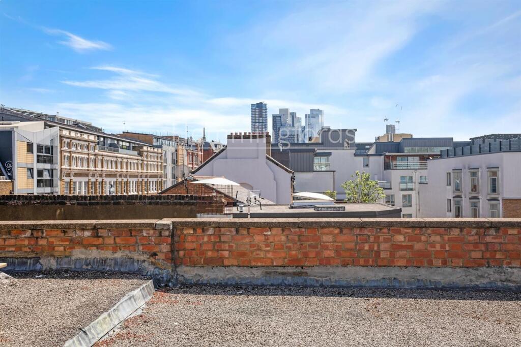01-143883570-HMF-JJ-Kingsland Rd-1-medium.jpg