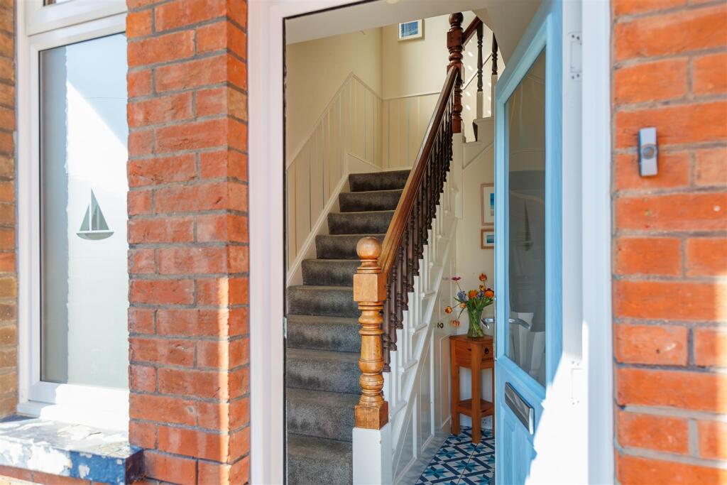 Entrance Porch