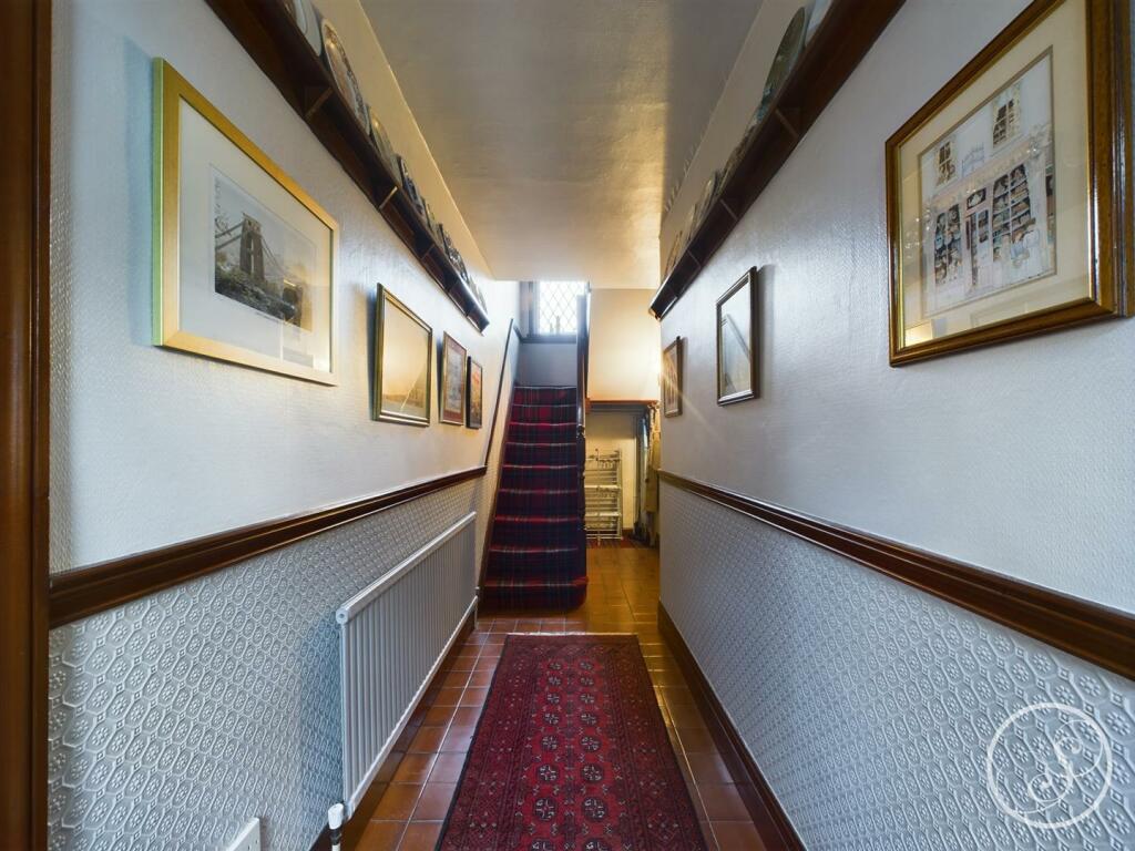 ENTRANCE HALLWAY