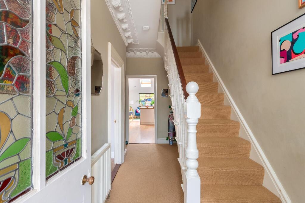 0R5RKE - Hallway A.jpg