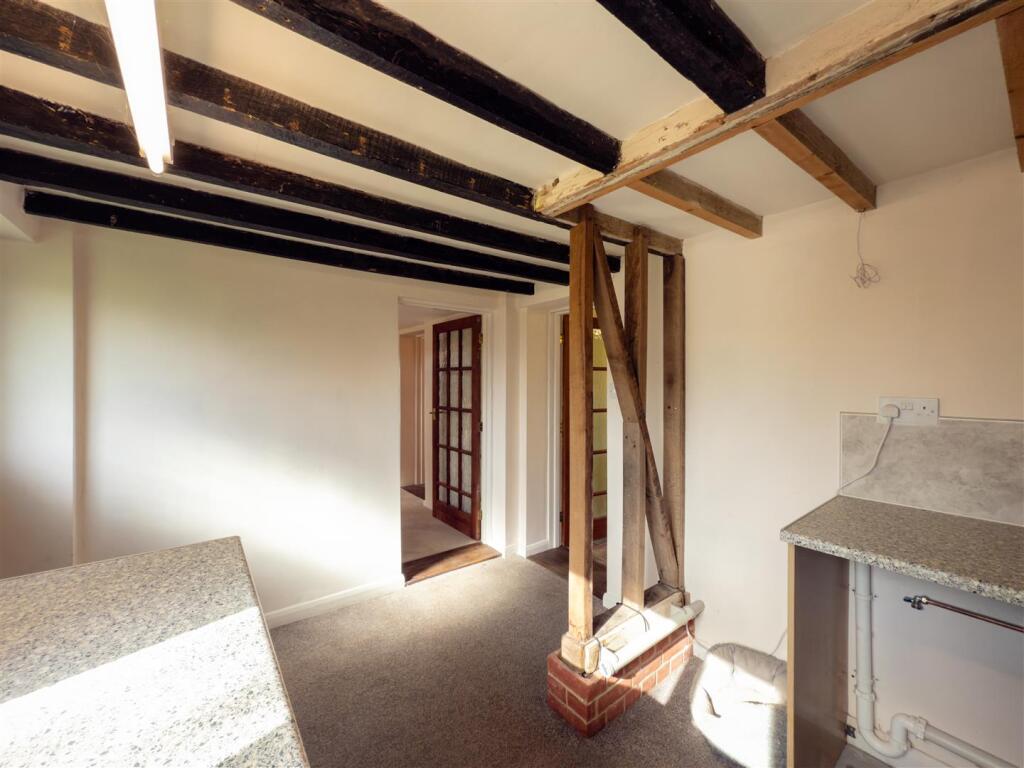 20250307110948 - IMG_4689 - 124 The Green, Wickham