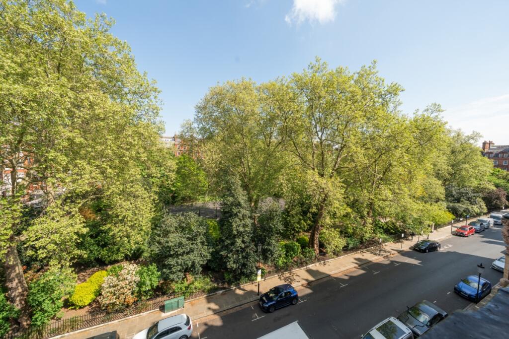 Cadogan Square