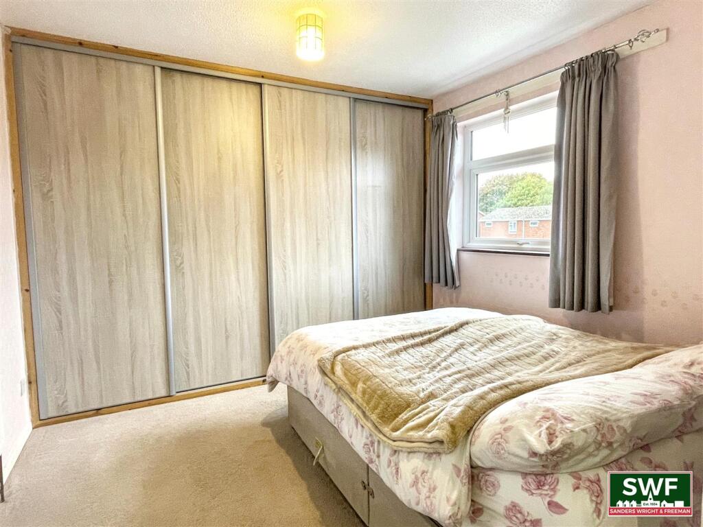 Bedroom2.1.jpg
